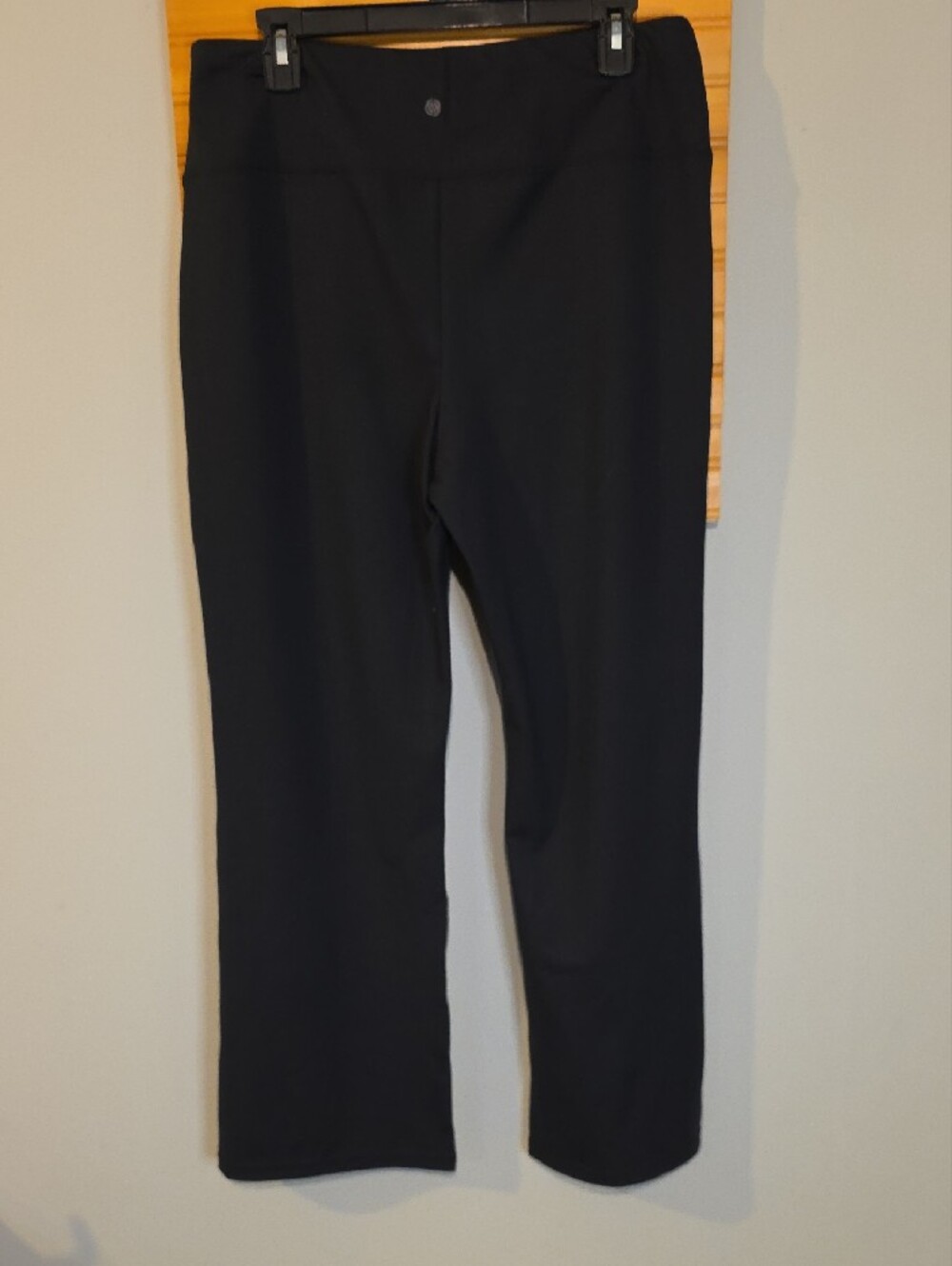 Women's Black Wide-Leg Pants - Picture 3 of 5